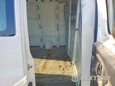 Zdjęcie 11 z 13 samochodu: 2022 CHEVROLET EXPRESS G2500 DELIVERY VAN VIN:1GCWGAFP0N1282982 - miniatura