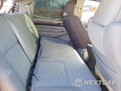 Zdjęcie 10 z 13 samochodu: 2012 TOYOTA TACOMA V6 VIN:3TMLU4EN3CM099542 - miniatura