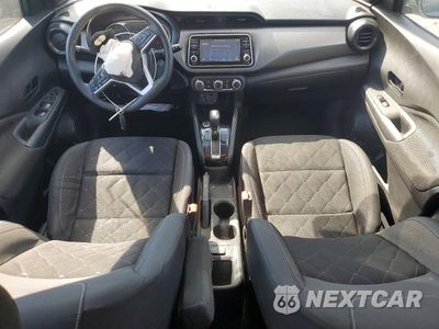 Zdjęcie 8 z 12 samochodu: 2019 NISSAN KICKS S VIN:3N1CP5CU7KL540474 - miniatura