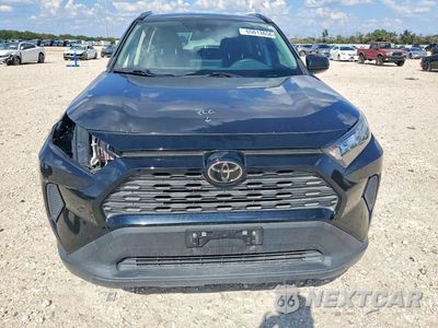 Piąte zdjęcie samochodu w środku: 2020 TOYOTA RAV4 LE VIN:JTMH1RFV5LD043589 - miniatura