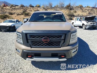 Piąte zdjęcie samochodu w środku: 2023 NISSAN TITAN PRO-4X VIN:1N6AA1ED5PN118686 - miniatura
