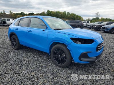 Czwarte zdjęcie samochodu z boku: 2026 HONDA HR-V SPORT VIN:3CZRZ2H50TM746307 - miniatura