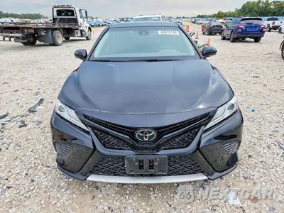 Piąte zdjęcie samochodu w środku: 2020 TOYOTA CAMRY XSE VIN:4T1K61AK7LU395803 - miniatura