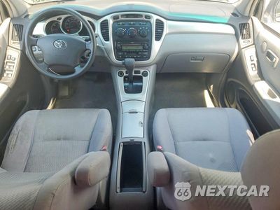 Zdjęcie 8 z 13 samochodu: 2006 TOYOTA HIGHLANDER HYBRID VIN:JTEDW21A360004258 - miniatura