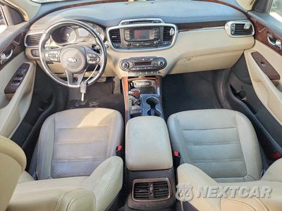 Zdjęcie 8 z 13 samochodu: 2016 KIA SORENTO EX VIN:5XYPH4A11GG001085 - miniatura