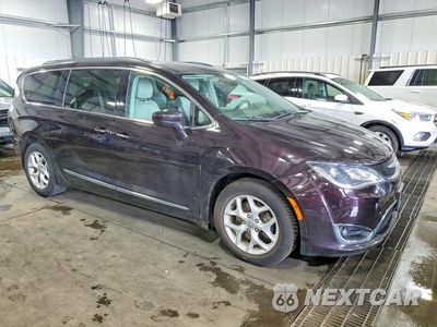 Czwarte zdjęcie samochodu z boku: 2017 CHRYSLER PACIFICA TOURING L VIN:2C4RC1BG9HR525025 - miniatura