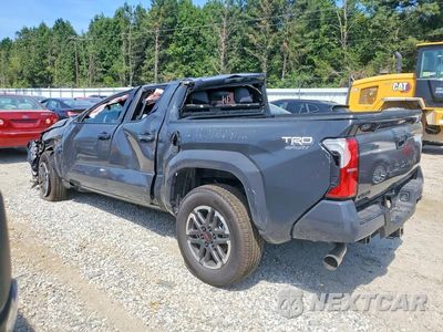 Drugie zdjęcie samochodu z przodu: 2026 TOYOTA TACOMA TRD SPORT VIN:3TMLB5JN9TM298127 - miniatura