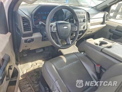 Zdjęcie 8 z 12 samochodu: 2017 FORD F250 SUPER DUTY VIN:1FTBF2A67HEB14615 - miniatura