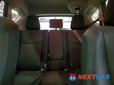 Zdjęcie 10 z 13 samochodu: 2018 TOYOTA RAV4 LE VIN:JTMBFREV4JJ737584 - miniatura