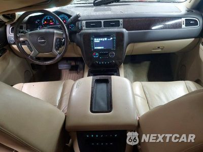 Zdjęcie 8 z 12 samochodu: 2013 GMC YUKON XL DENALI VIN:1GKS2MEF9DR161976 - miniatura