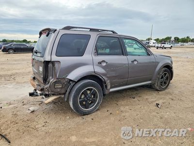 Trzecie zdjęcie samochodu z tyłu: 2011 FORD ESCAPE XLT VIN:1FMCU0DG8BKA36742 - miniatura