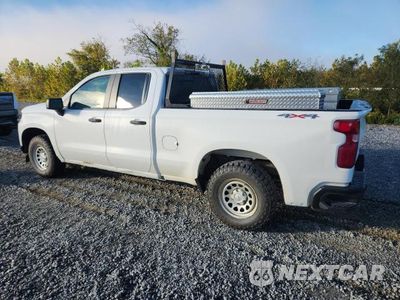 Drugie zdjęcie samochodu z przodu: 2021 CHEVROLET SILVERADO K1500 VIN:1GCRYAEK2MZ108220 - miniatura