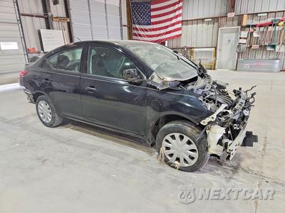 Czwarte zdjęcie samochodu z boku: 2017 NISSAN VERSA 1.6 S PLUS VIN:3N1CN7AP8HL846722 - miniatura