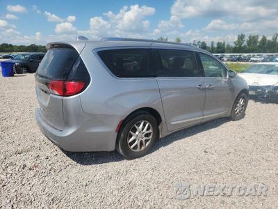 Trzecie zdjęcie samochodu z tyłu: 2020 CHRYSLER PACIFICA TOURING L VIN:2C4RC1BG9LR279988 - miniatura