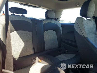 Zdjęcie 10 z 13 samochodu: 2021 MINI COOPER SE VIN:WMWXP3C05M2N34089 - miniatura