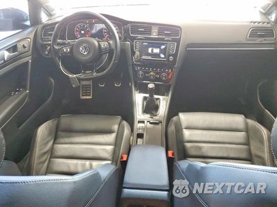 Zdjęcie 8 z 12 samochodu: 2017 VOLKSWAGEN GOLF R VIN:WVWWF7AUXHW118312 - miniatura