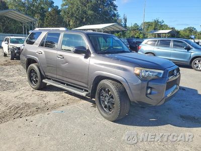 Czwarte zdjęcie samochodu z boku: 2016 TOYOTA 4RUNNER SR5 VIN:JTEZU5JR7G5119968 - miniatura