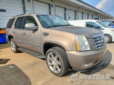 Czwarte zdjęcie samochodu z boku: 2007 CADILLAC ESCALADE LUXURY VIN:1GYFK638X7R335985 - miniatura
