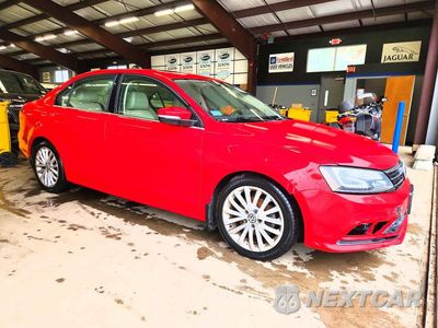 Czwarte zdjęcie samochodu z boku: 2015 VOLKSWAGEN JETTA SE VIN:3VWD17AJ3FM283995 - miniatura