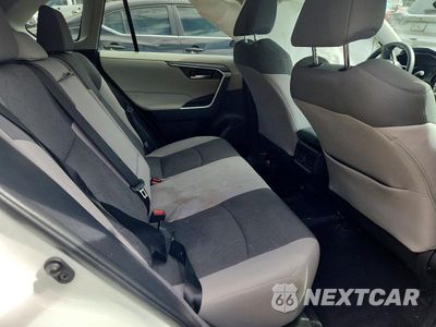 Zdjęcie 11 z 13 samochodu: 2022 TOYOTA RAV4 XLE VIN:2T3P1RFV3NC282545 - miniatura