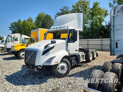 2024 VOLVO VNL SEMI TRUCK 4V4NC9EH6RN654943 - główne zdjęcie licytacji z USA - miniatura