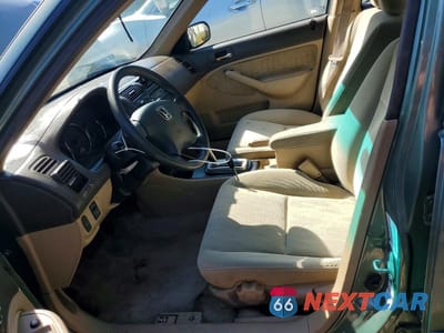 Zdjęcie 7 z 12 samochodu: 2003 HONDA CIVIC LX VIN:2HGES16573H610553 - miniatura