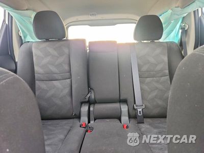 Zdjęcie 10 z 14 samochodu: 2016 NISSAN ROGUE S VIN:KNMAT2MV6GP632709 - miniatura