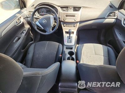 Zdjęcie 8 z 12 samochodu: 2014 NISSAN SENTRA S VIN:3N1AB7AP1EL632828 - miniatura