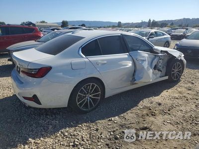 Trzecie zdjęcie samochodu z tyłu: 2021 BMW 330E VIN:3MW5P7J0XM8B65846 - miniatura