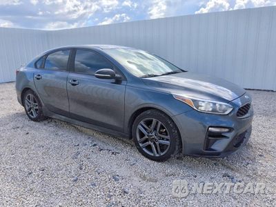 Czwarte zdjęcie samochodu z boku: 2020 KIA FORTE GT LINE VIN:3KPF34AD9LE157306 - miniatura