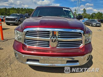 Piąte zdjęcie samochodu w środku: 2016 RAM 1500 SLT VIN:1C6RR6LM7GS368910 - miniatura