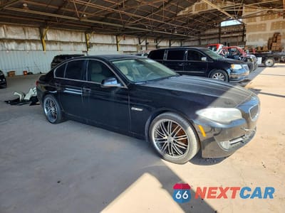 Czwarte zdjęcie samochodu z boku: 2012 BMW 528 XI VIN:WBAXH5C53CDW10514 - miniatura