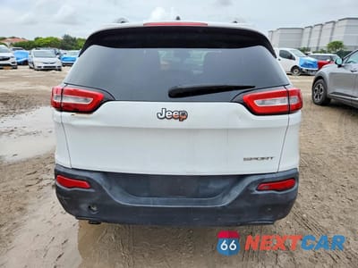 Zdjęcie 6 z 12 samochodu: 2014 JEEP CHEROKEE LATITUDE VIN:1C4PJMCB1EW223393 - miniatura