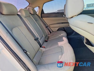 Zdjęcie 10 z 12 samochodu: 2017 KIA OPTIMA LX VIN:5XXGT4L31HG149112 - miniatura