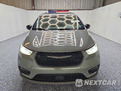 Piąte zdjęcie samochodu w środku: 2025 CHRYSLER PACIFICA LIMITED VIN:2C4RC1GG3SR516451 - miniatura