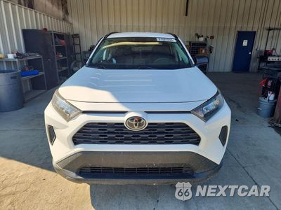 Piąte zdjęcie samochodu w środku: 2020 TOYOTA RAV4 LE VIN:JTMF1RFV7LD057470 - miniatura