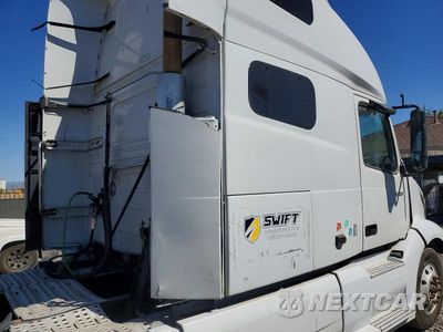 Zdjęcie 14 z 14 samochodu: 2022 VOLVO VNL SEMI TRUCK VIN:4V4NC9EH7NN312590 - miniatura