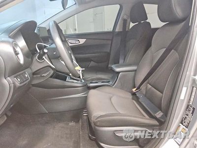 Zdjęcie 7 z 13 samochodu: 2023 KIA FORTE LXS VIN:3KPF24AD0PE622385 - miniatura