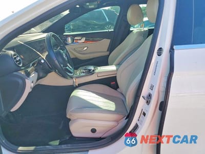 Zdjęcie 7 z 13 samochodu: 2020 MERCEDES-BENZ E 350 VIN:WDDZF8DB6LA747414 - miniatura