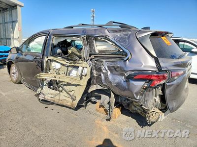Drugie zdjęcie samochodu z przodu: 2021 TOYOTA SIENNA XLE VIN:5TDJRKEC5MS019235 - miniatura