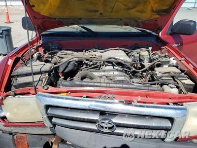 Zdjęcie 11 z 12 samochodu: 2000 TOYOTA TACOMA V6 VIN:4TAWN72N8YZ621146 - miniatura
