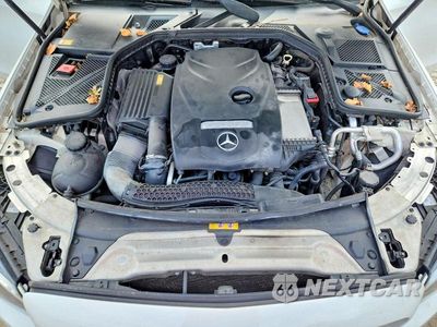 Zdjęcie 11 z 12 samochodu: 2015 MERCEDES-BENZ C 300 4MATIC VIN:55SWF4KB4FU008934 - miniatura