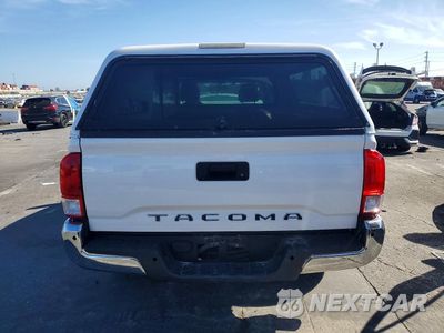 Zdjęcie 6 z 12 samochodu: 2017 TOYOTA TACOMA SR VIN:5TFRX5GN3HX084514 - miniatura