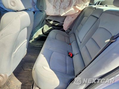 Zdjęcie 10 z 12 samochodu: 2017 CHEVROLET MALIBU LS VIN:1G1ZB5ST2HF163692 - miniatura