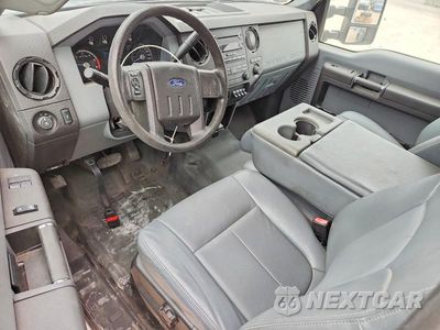 Zdjęcie 8 z 12 samochodu: 2016 FORD F450 SUPER DUTY BOX TRUCK VIN:1FDUF4GYXGEB97920 - miniatura