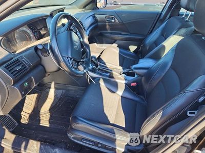 Zdjęcie 7 z 12 samochodu: 2016 HONDA ACCORD SPORT VIN:1HGCR2F53GA237783 - miniatura