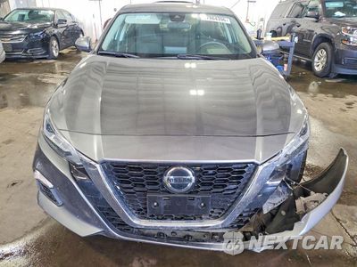 Piąte zdjęcie samochodu w środku: 2021 NISSAN ALTIMA SV VIN:1N4BL4DW9MN350845 - miniatura