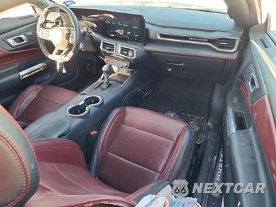 Zdjęcie 8 z 12 samochodu: 2024 FORD MUSTANG VIN:1FAGP8UH3R5100284 - miniatura
