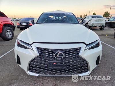 Piąte zdjęcie samochodu w środku: 2023 LEXUS IS 300 VIN:JTHCA1D27P5124340 - miniatura