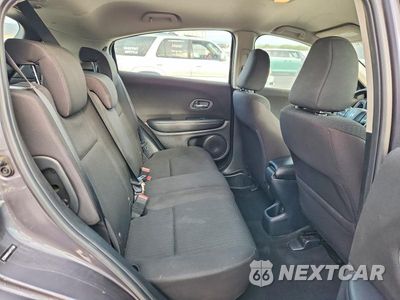 Zdjęcie 11 z 13 samochodu: 2018 HONDA HR-V LX VIN:3CZRU6H34JG711186 - miniatura